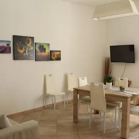 Ohana: Casa Nel Centro Di Lecce Exterior foto