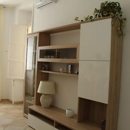 Ohana: Casa Nel Centro Di Lecce Exterior foto